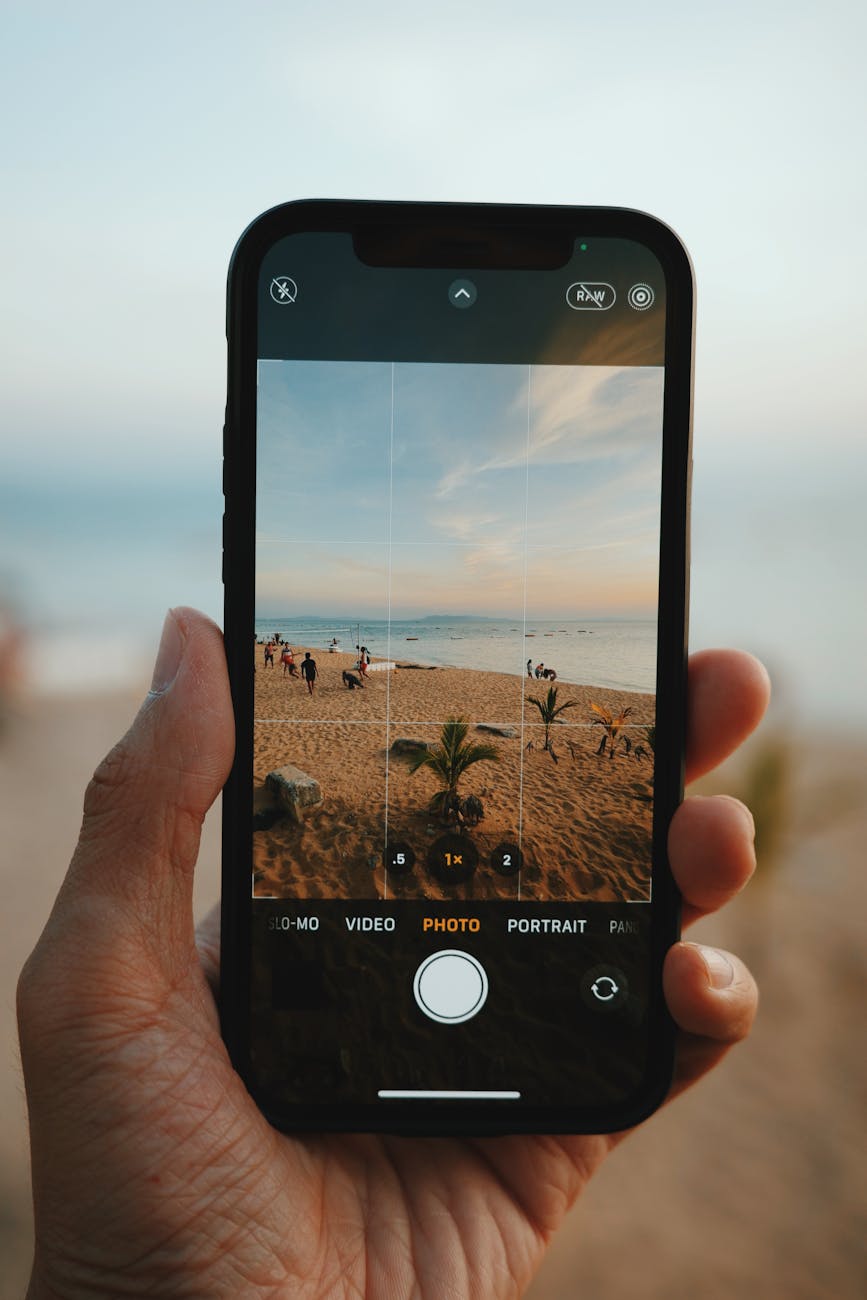 Is it possible to enjoy ourselves while posting on social media